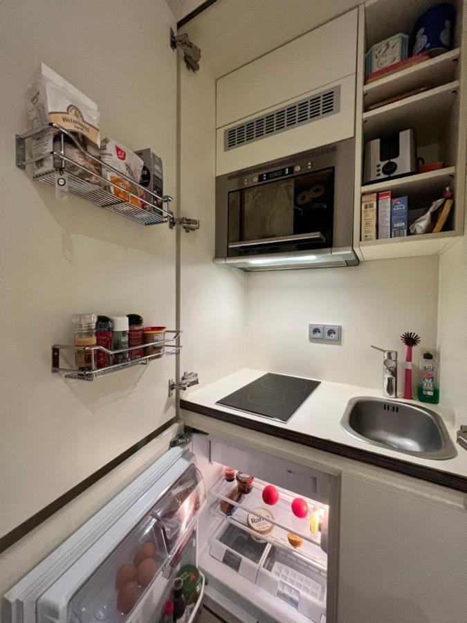 Apartment Fully Furnished Studio With Free Fitness Munich